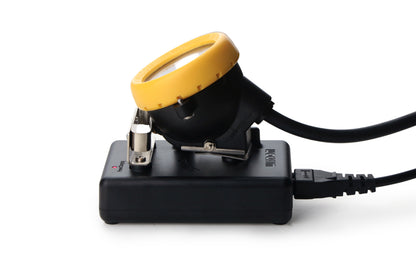 KL8M lamp plugin desktop charger