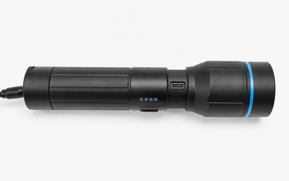 1600 Lumen rechargable torch